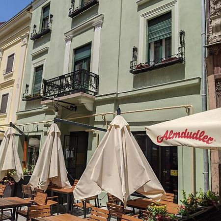 Alessia Apartment In The Old Town Timisoara Exterior foto
