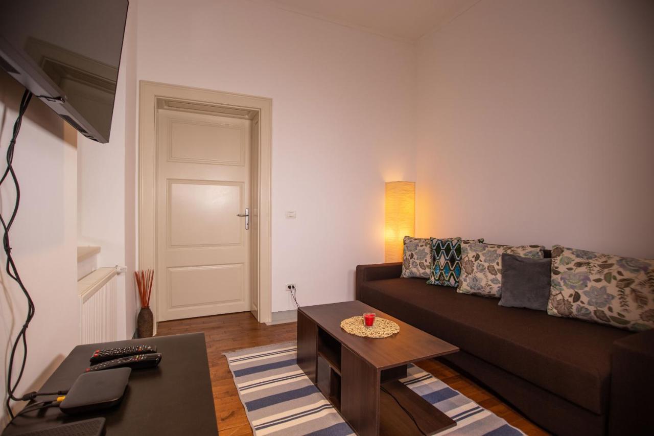 Alessia Apartment In The Old Town Timisoara Exterior foto